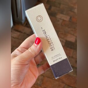 Rejuvenique by Monat Oil Intensive
